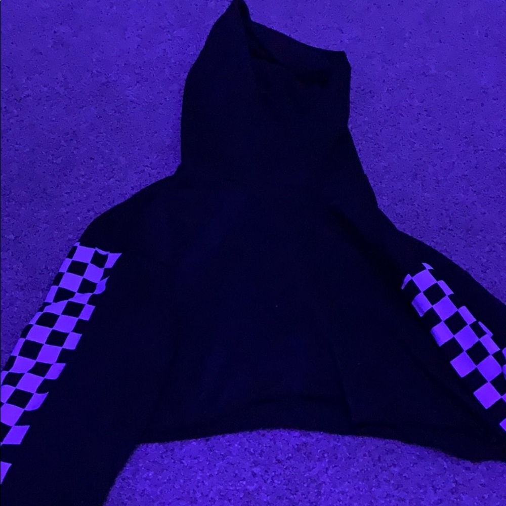 Black cropped hoodie